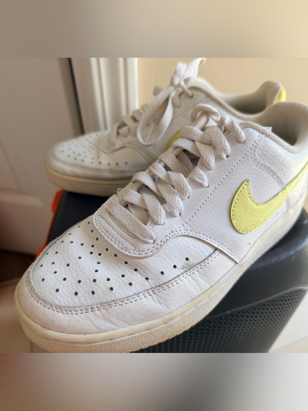 Nike Court Vision White & Zitron